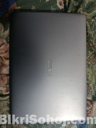ASUS